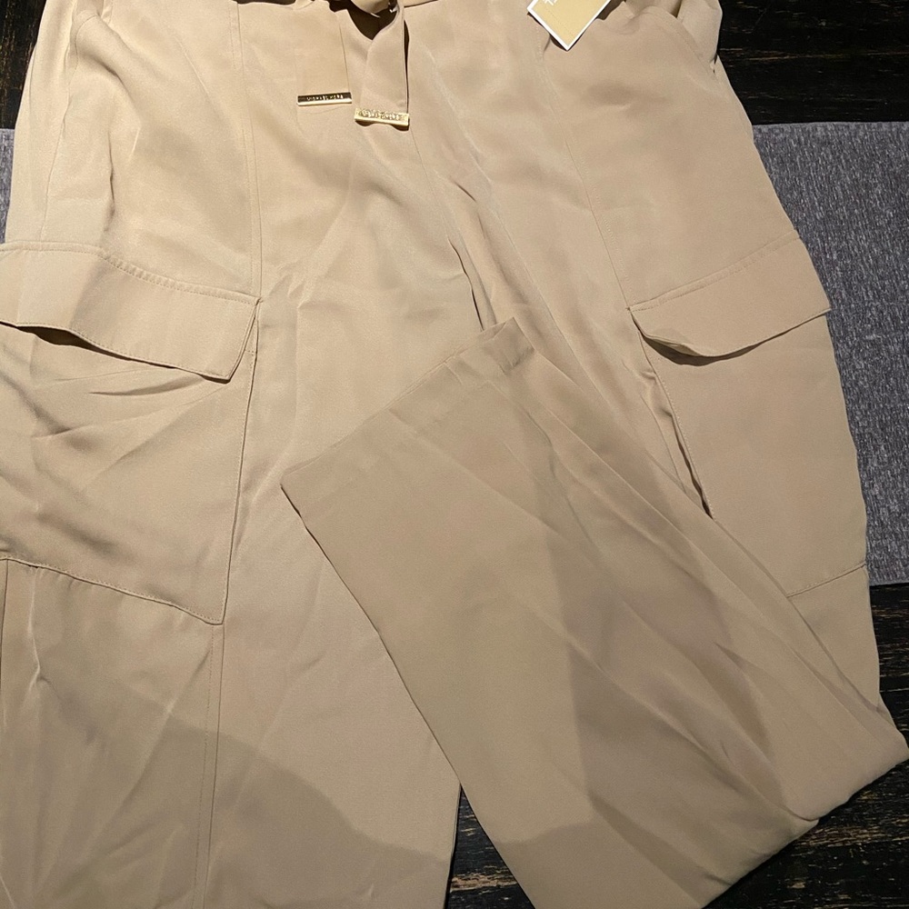 Pants - Picture 2 of 3